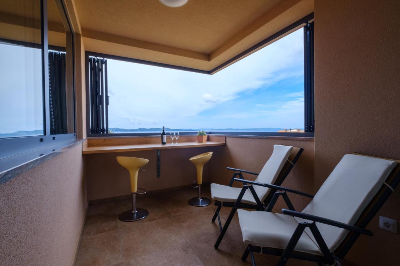 Apartments Luana With Private Jacuzzi Zadar Exteriör bild