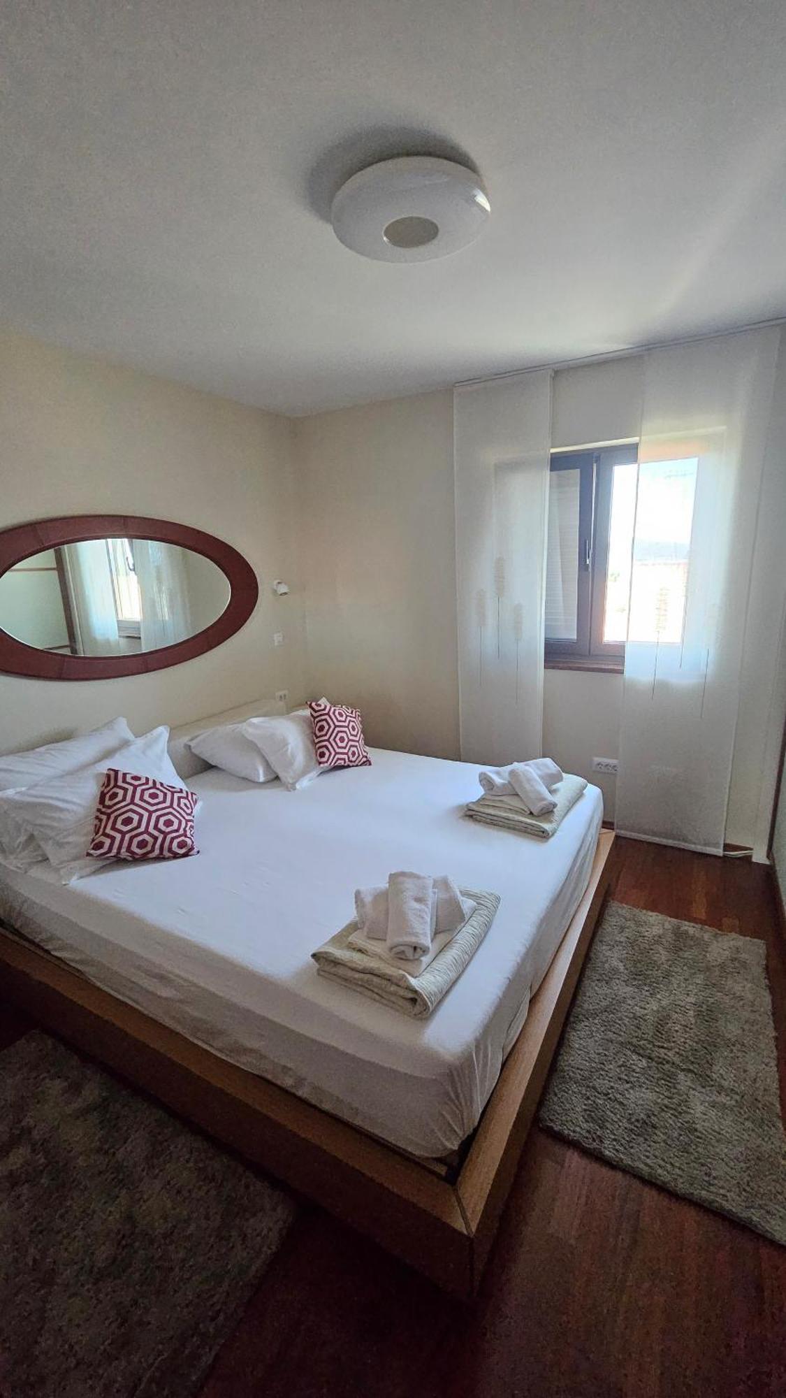 Apartments Luana With Private Jacuzzi Zadar Exteriör bild