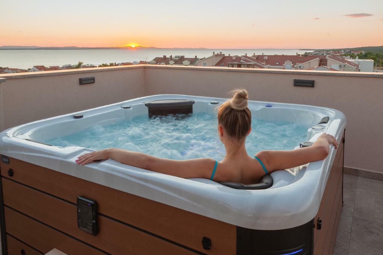 Apartments Luana With Private Jacuzzi Zadar Exteriör bild